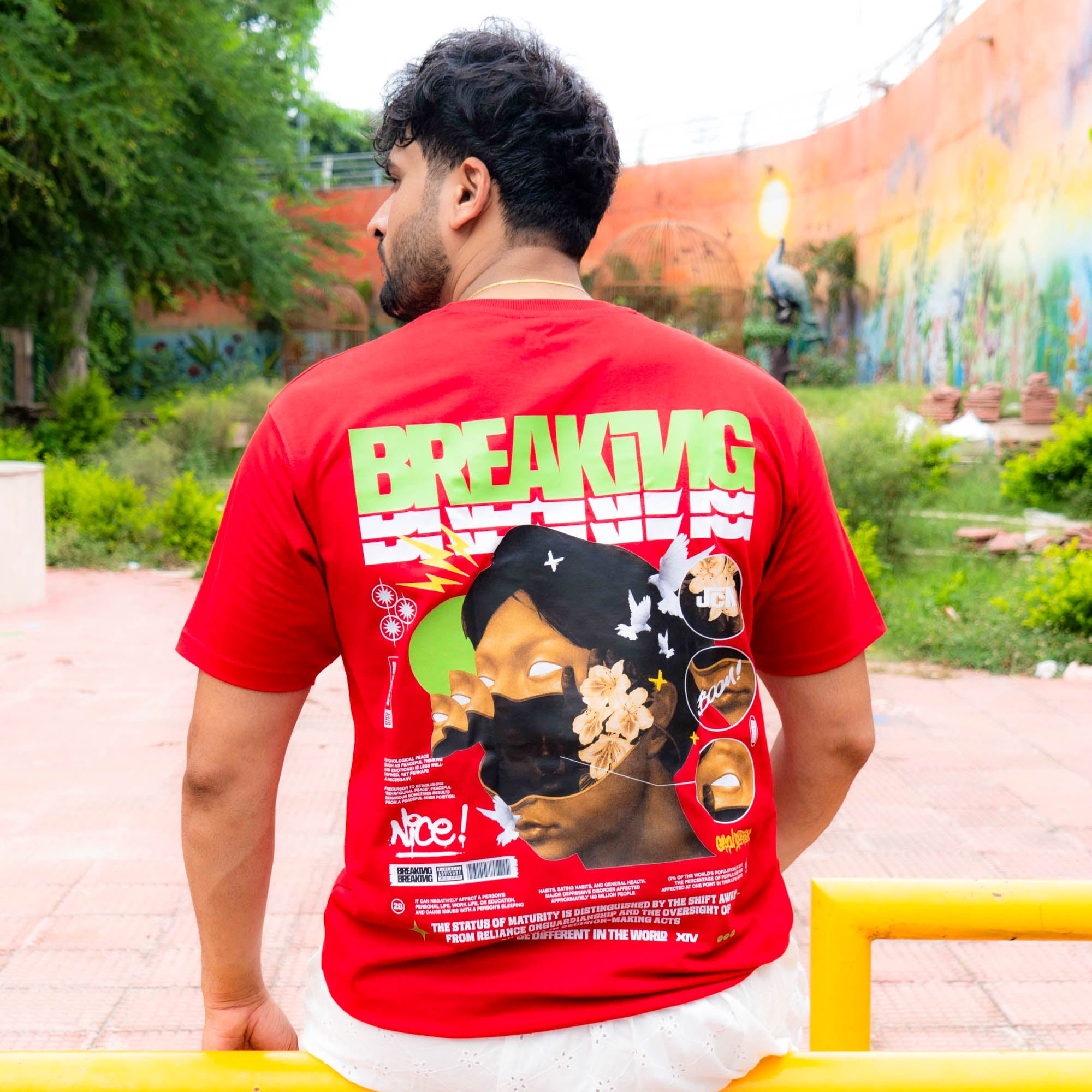 Breaking Oversized T-shirt